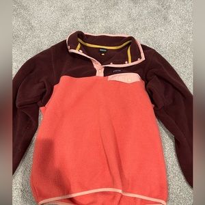 Patagonia sweatshirt girls size XL